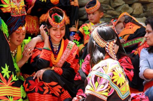 royal adventure pakistan kalash fesitval